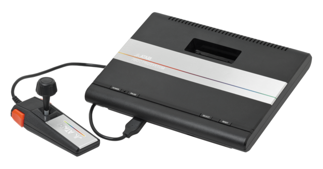 640px-Atari-7800-Console-Set.png