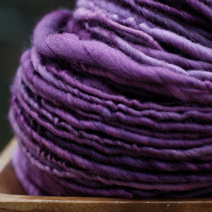 tyrian-purple-yarn-nov-09.jpg