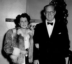 250px-Joseph_and_Rose_Kennedy_1940.JPG