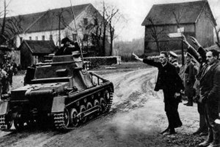 befehlswagen-panzer-i-b-6.jpg