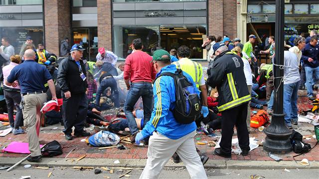 video-of-boston-marathon-finish-line-bomb-explosion1.jpeg