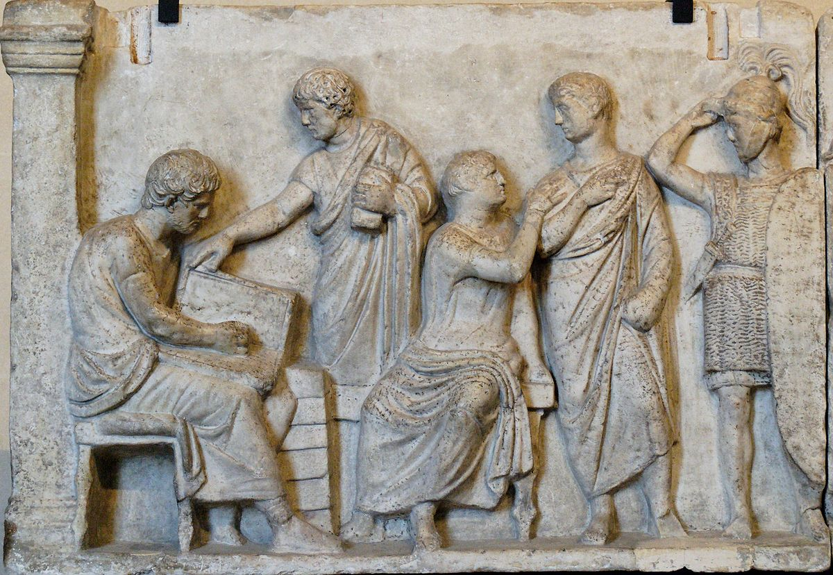 1200px-Altar_Domitius_Ahenobarbus_Louvre_n1.jpg