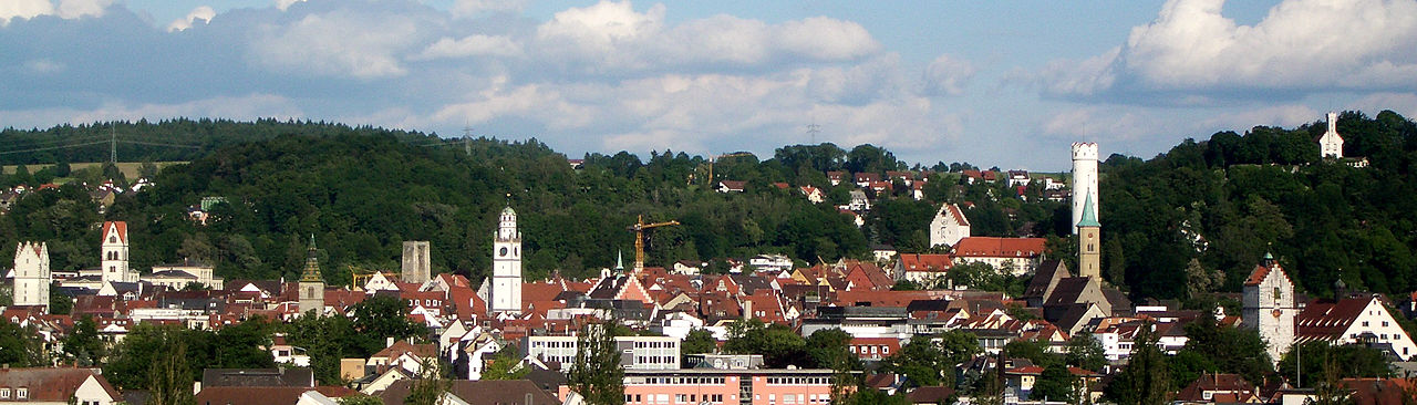 1280px-Ravensburg_vom_Sennerbad_2005.jpg