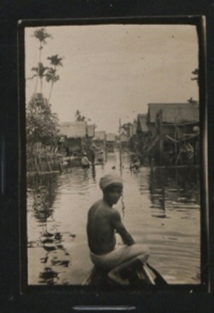 1906 Sarawak 2.5.jpg