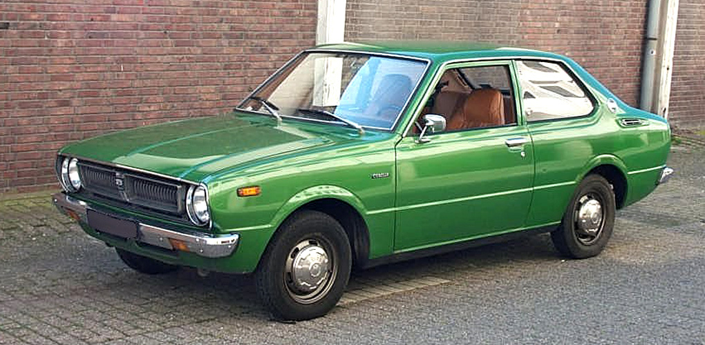 1976_Toyota_Corolla.jpg
