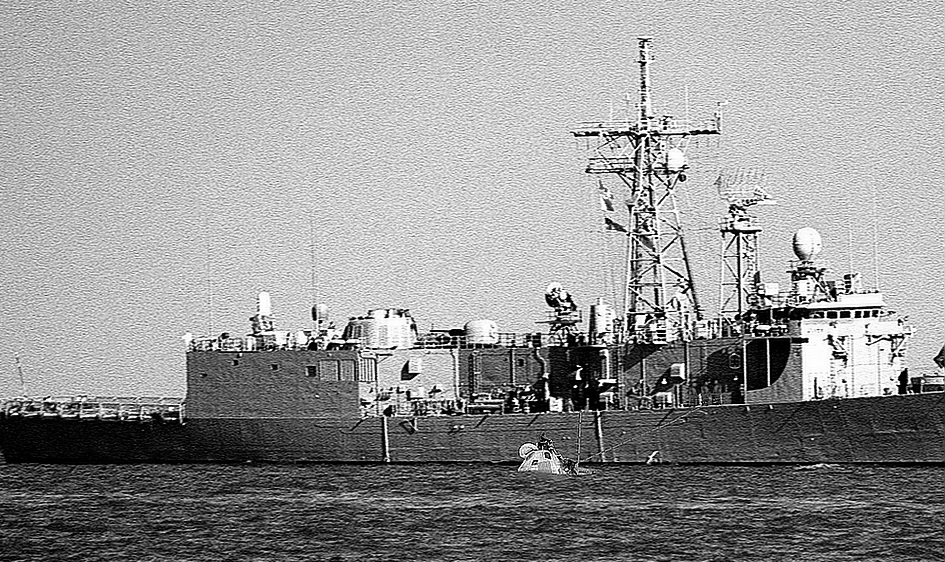 1980-12-3c USS Perry Apollo Nsm.jpg