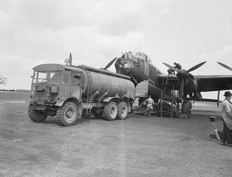 784px-The_Royal_Air_Force_during_the_Second_World_War_CH13151.jpg