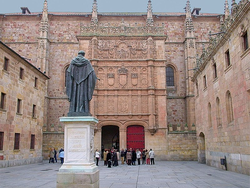 800px-Fachada_de_la_Universidad_de_Salamanca.jpg