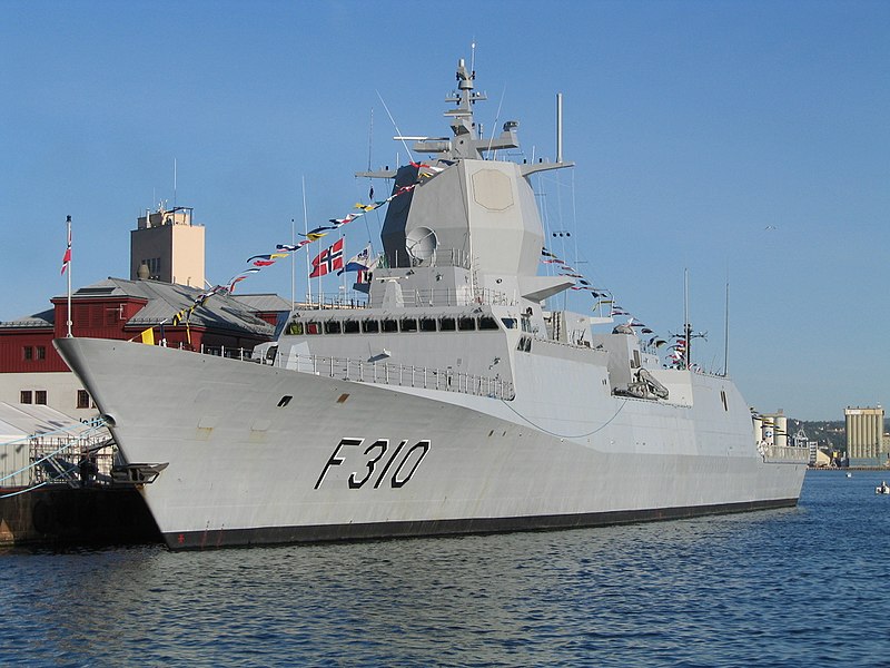 800px-KNM_Fridtjof_Nansen-2006-06-01-side.jpg