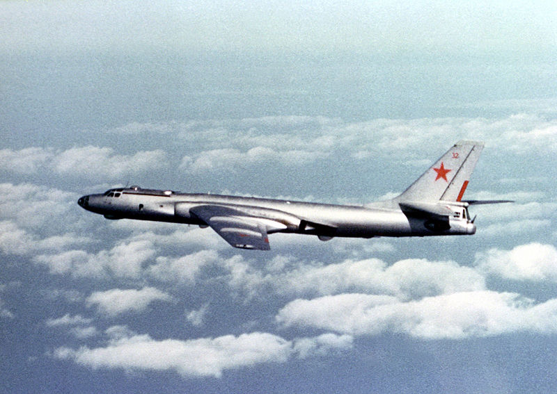 800px-Tu-16_Badger_E.jpg