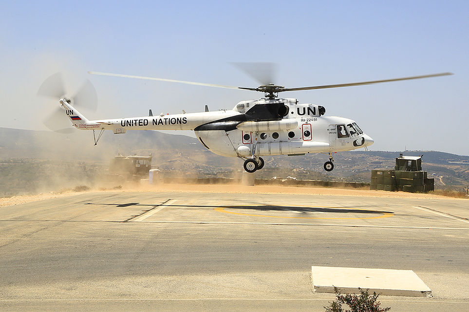 963px-UTair_Aviation_Mil_Mi-8_helicopter_in_Lebanon.jpg