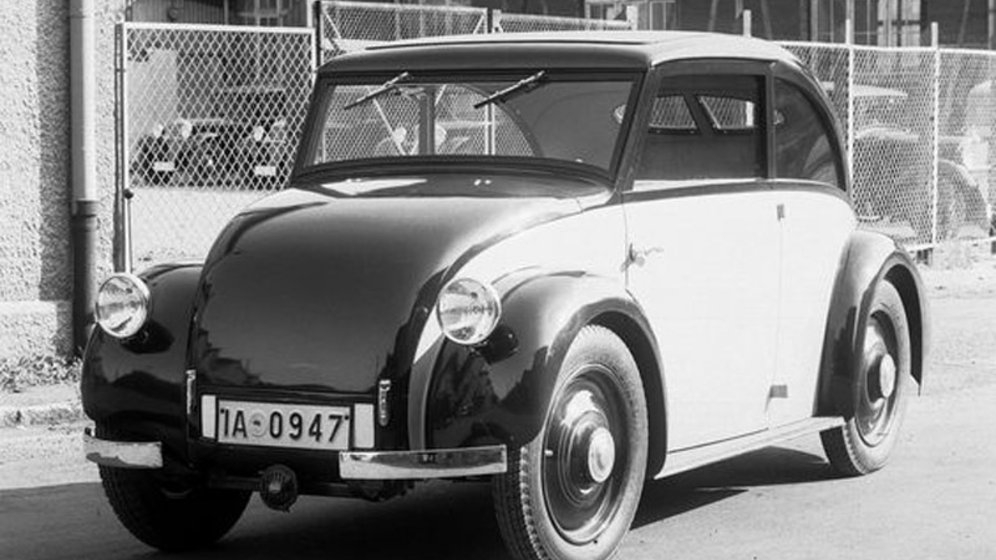 autocult-mercedes-typ120h-w17-stromlinie-1930-3-996x560-cc2.jpg