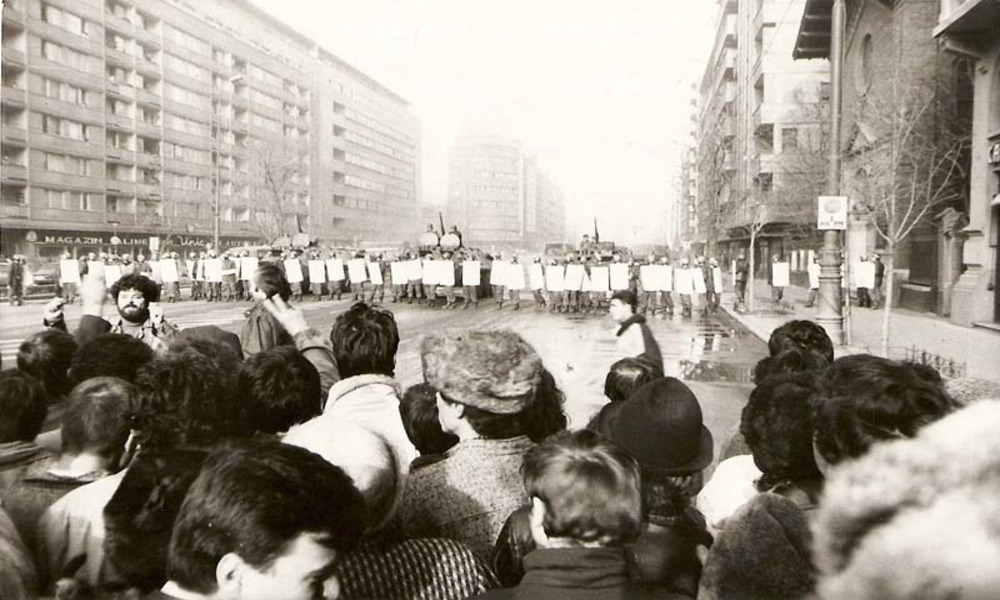 Bukareszt-rewolucja.jpg