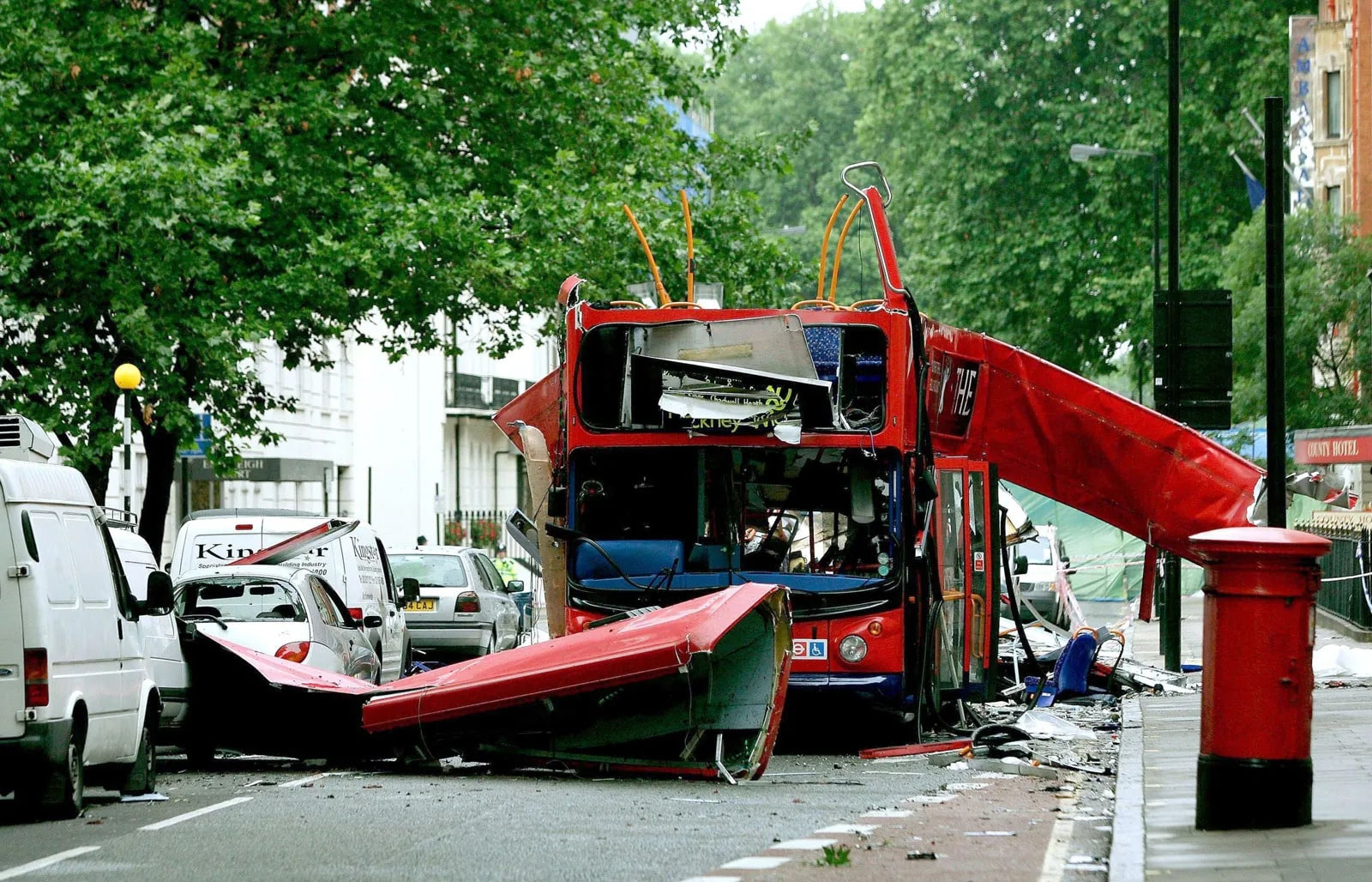 bus-Wreckage-bomb-part-city-Tavistock-Square-July-7-2005-min.jpg