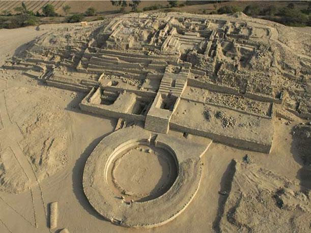 caral-the-oldest-town2.jpg
