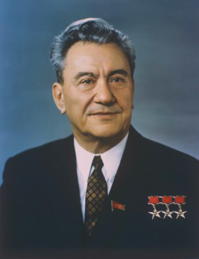 Dinmukhamed_Kunaev.png