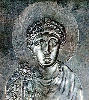 Emperor_Theodosius_in_the_Missorium_of_Theodosius_I.png