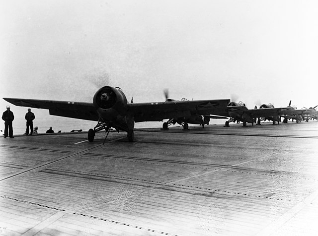 F4F-4_Wildcats_VGS-1_USS_Long_Island_17_June_1942.jpg
