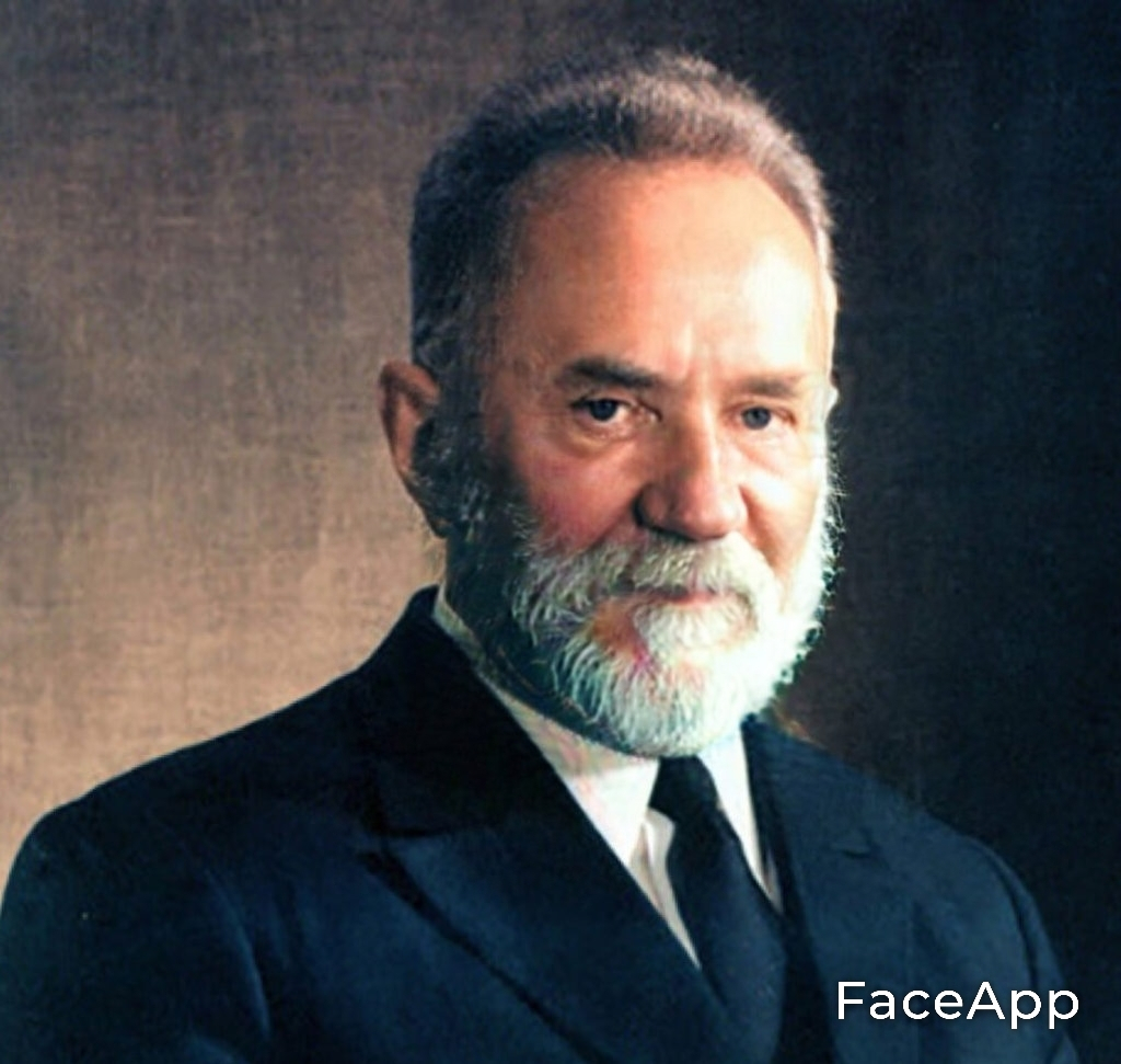 FaceApp_1642813574075.jpg