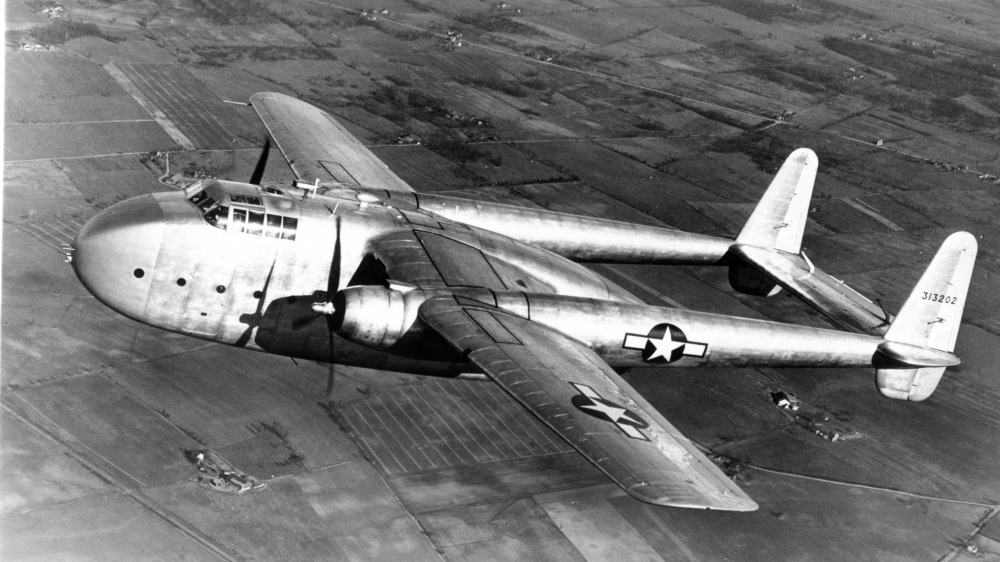 Fairchild-XC-82-Packet.jpg