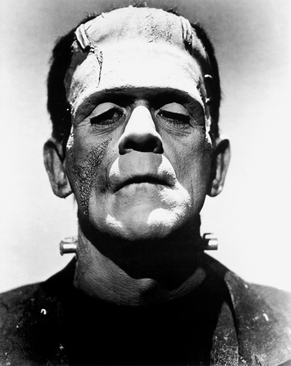 Frankensteins_monster_Boris_Karloff.jpg
