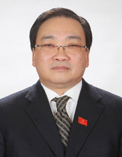 hoang_trung_hai.jpg