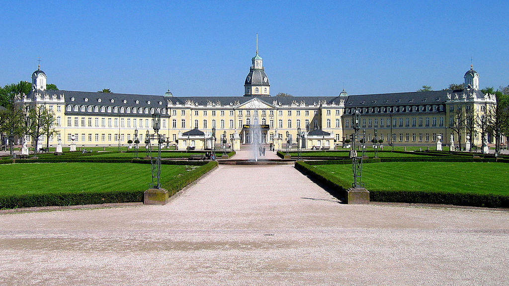 Karlsruhe-Schloss-meph666-2005-Apr-22.jpg