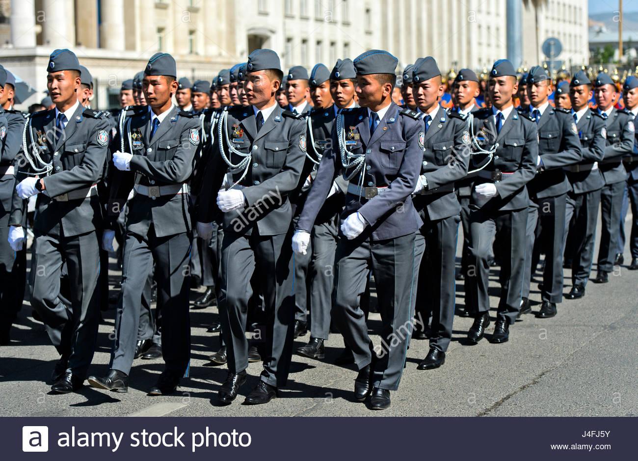 military-unit-of-the-mongolian-armed-forces-at-a-parade-ulaanbaatar-J4FJ5Y.jpg