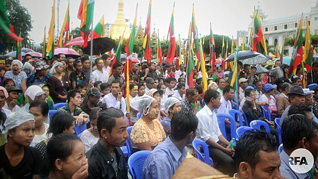 myanmar-nationalists-protest-rakhine-yangon-sept18-2017.jpg