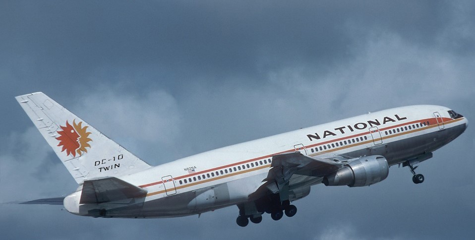National Airlines DC-10 Twin.jpg