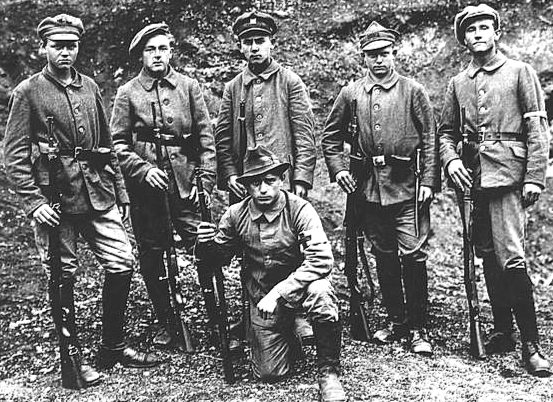 Polish Silesian insurgents 1921.PNG