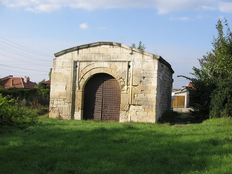 Ruse Fortress Gate.jpg