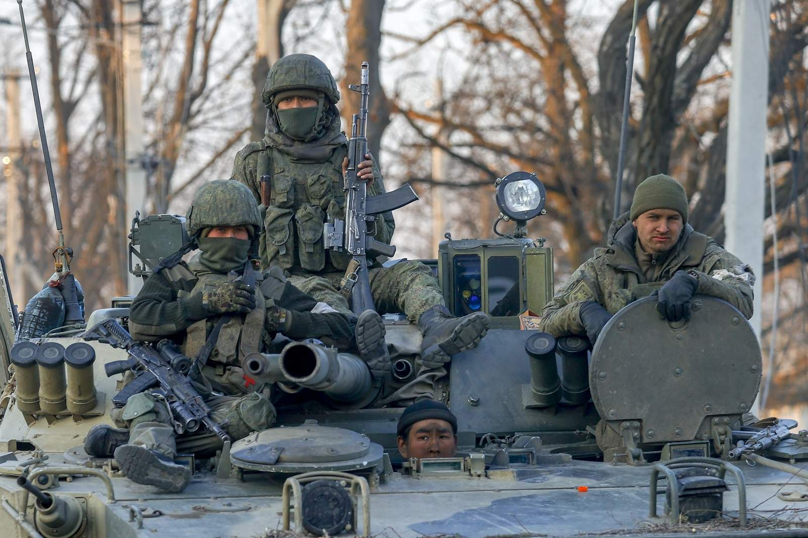 Russian troops.jpg