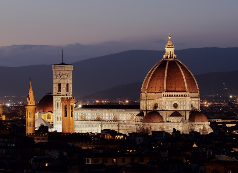 smallFlorence_Duomo_from_Michelangelo_hill.jpg