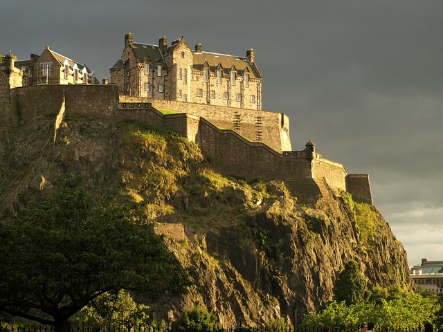 The Edinburgh Castle.jpg