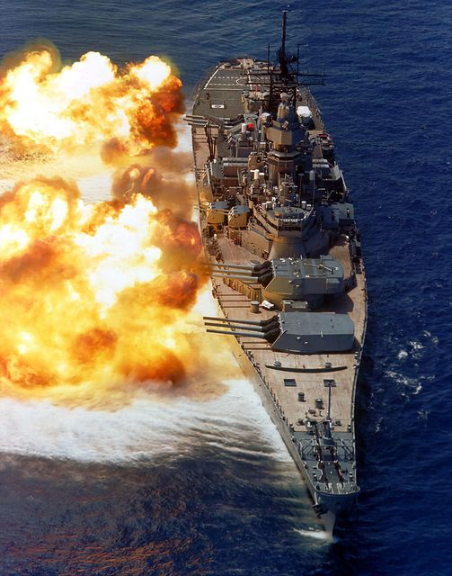 USS Iowa broadside.jpg