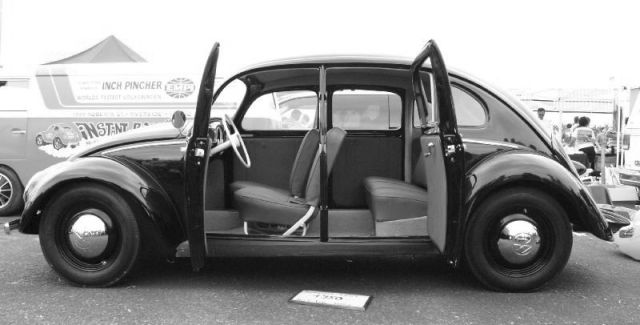 volkswagen-vw-beetle-aircooled-grey-split-window-taxi-side_preview.jpg