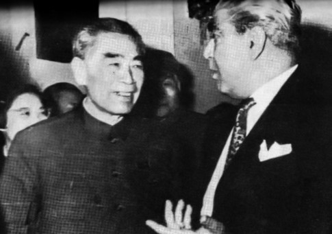 Yahya Khan and Zhou Enlai.jpg