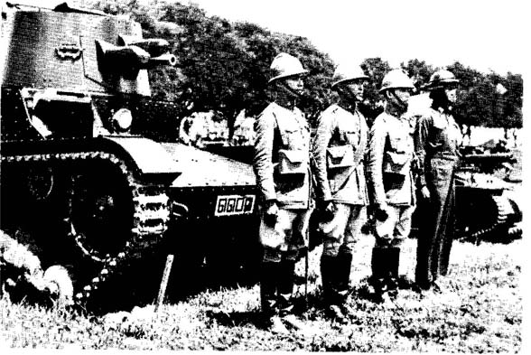 siam-franco+war+tanks+1941.jpg