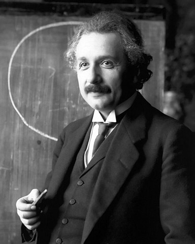 384px-Einstein_1921_portrait2.jpg