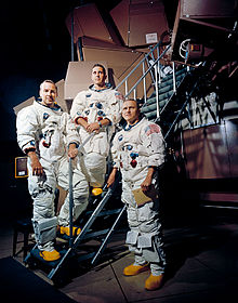 220px-Apollo_8_Crewmembers_-_GPN-2000-001125.jpg