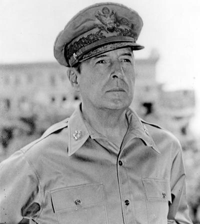 Douglas_MacArthur_58-61.jpg