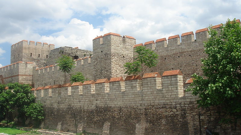theod-walls-const800px-walls_of_constantinople.jpg