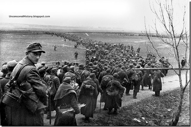 German-soldiers-surrender-Koenigsberg-east-prussia-april-1945.jpg