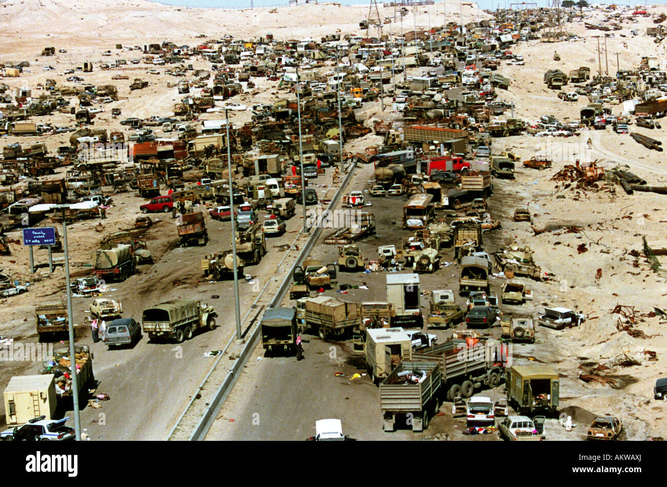 the-highway-of-death-a-highway-to-the-north-of-kuwait-city-that-leads-AKWAXJ.jpg