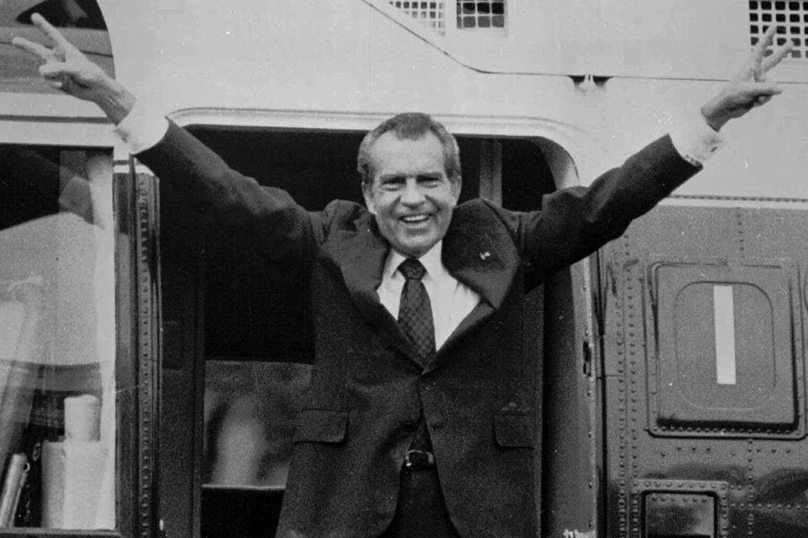 0806-Watergate-Nixon-leaves.jpg