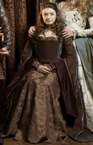Mary-Tudor-Costumes-lady-mary-tudor-29914626-308-478.jpg
