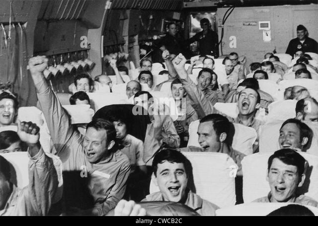 cheering-american-pows-american-servicemen-cheer-as-their-aircraft-cwcb2c.jpg