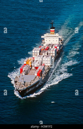1980s-aerial-view-of-container-ship-in-water-h3w1f2.jpg