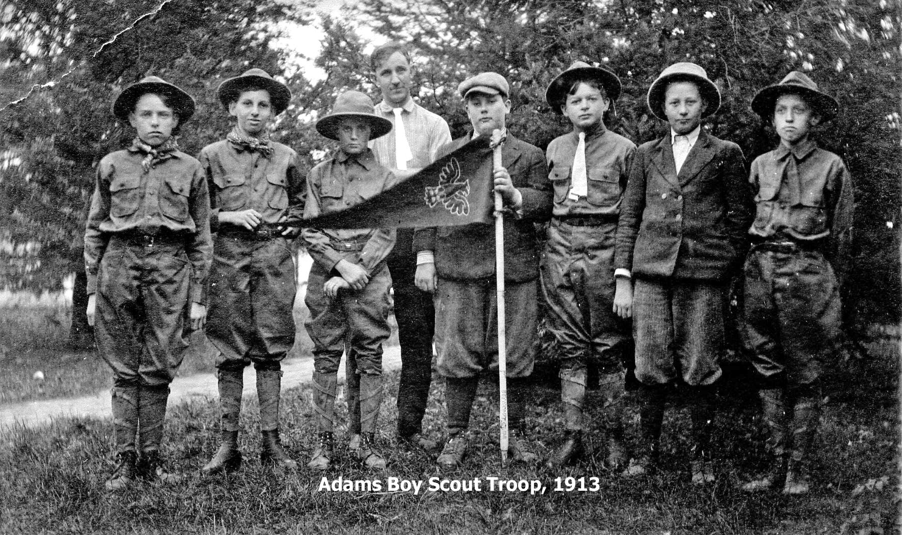 Adams%2C_Nebraska_Boy_Scout_troop_1913.jpg